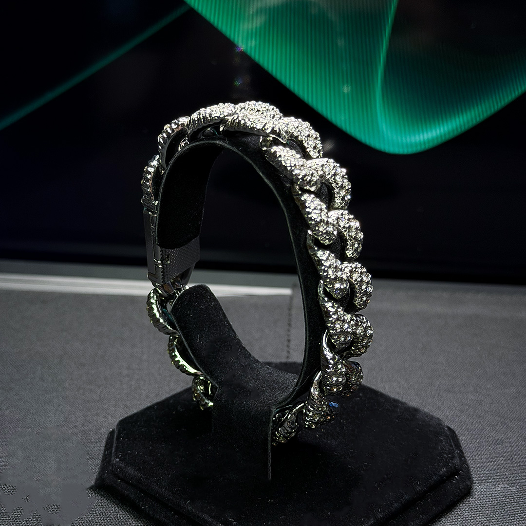 Гривна "RealSh!t"